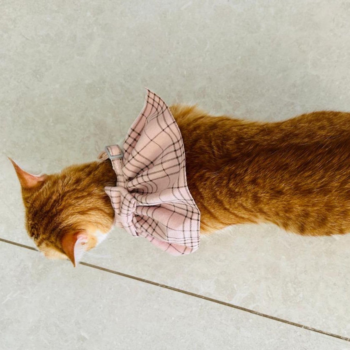 Stylish Adjustable Pink Plaid Cat Bow Tie Collar