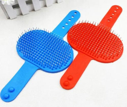 Hand Shaped Pet Bathing & Grooming Rubber Brush